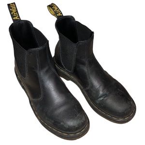 Dr Martens Women Size 9 VERY WORN